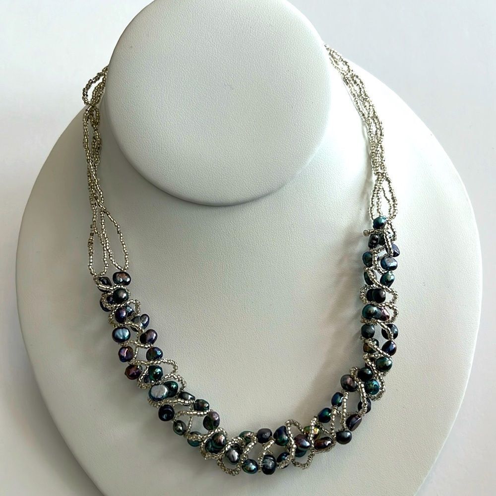 NWOT beaded handmade black freshwater pearl necklace